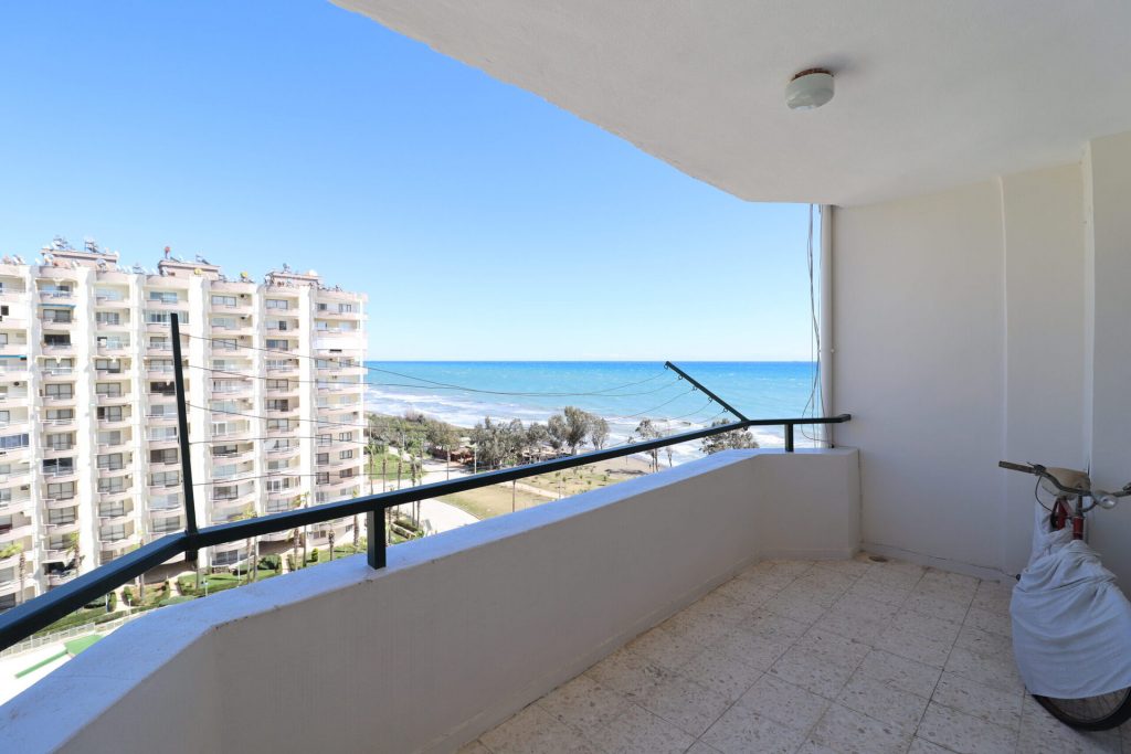 Mersin Erdemli Tömük Tropik Sahil Sitesi Satılık 3+1 Daire