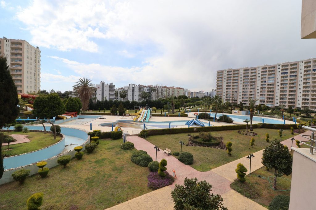 Mersin Kargıpınarı Queenaba Sitesi Eşyasız Satılık 3+1 Köşe Daire