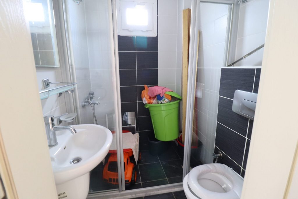 Mersin Kargıpınarı Queenaba Sitesi Eşyasız Satılık 3+1 Köşe Daire