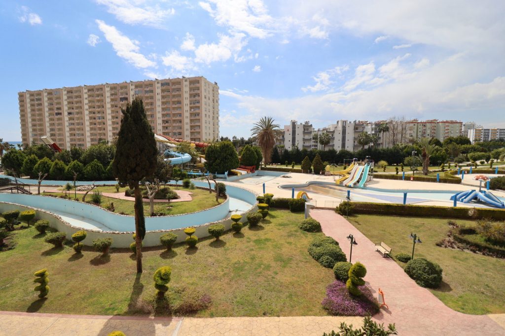 Mersin Kargıpınarı Queenaba Sitesi Eşyasız Satılık 3+1 Köşe Daire