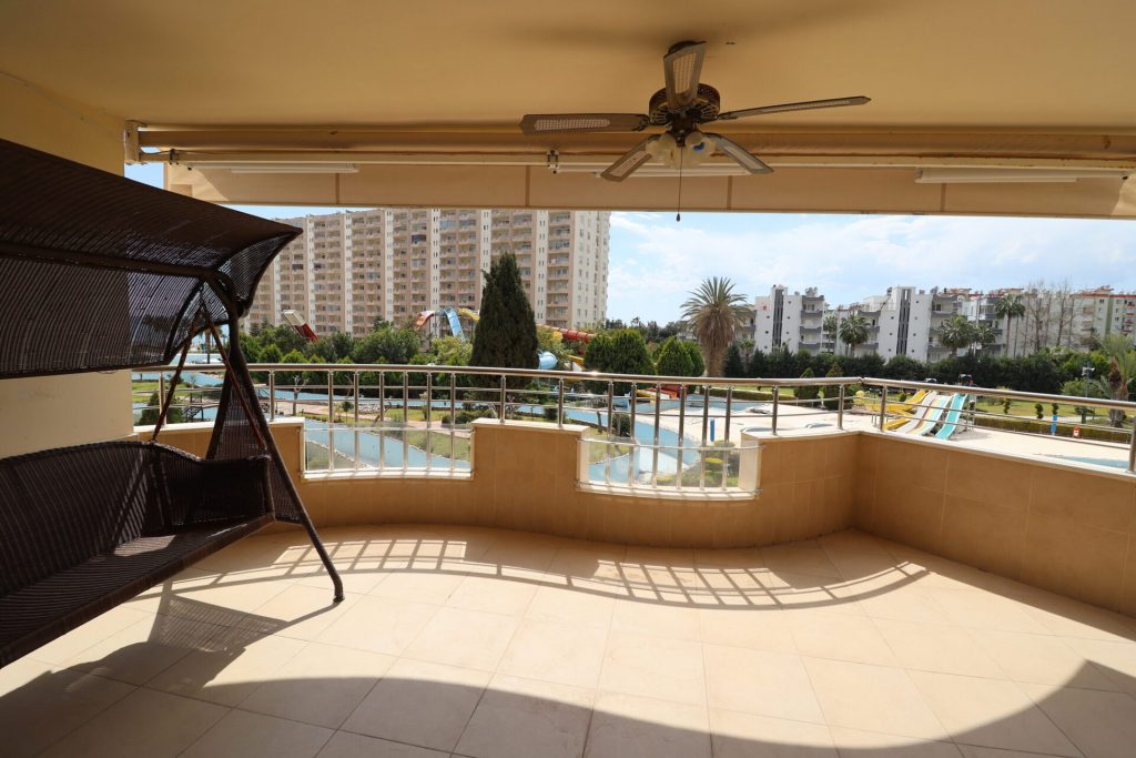 Mersin Kargıpınarı Queenaba Sitesi Eşyasız Satılık 3+1 Köşe Daire