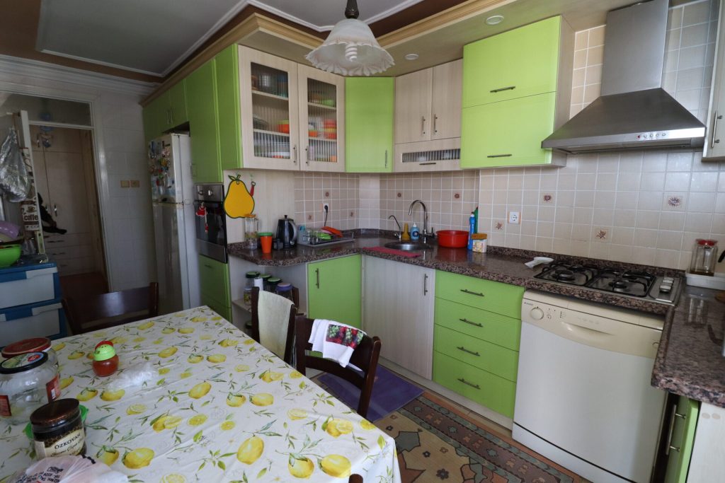 MERSİN ERDEMLİ TÖMÜK SEYRANBAĞLARI SİTESİ 3+1 SATILIK YAZLIK DAİRE