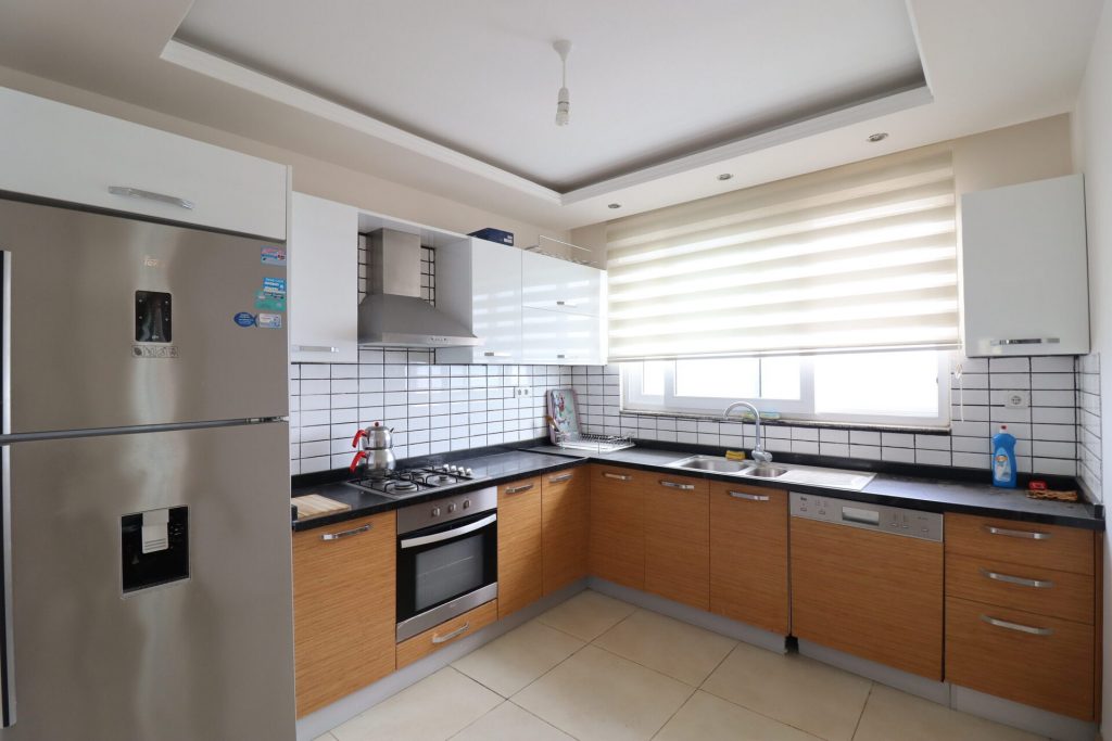 MERSİN ERDEMLİ AYAŞ SUNRİSE QUEENABA 4 SİTESİ EŞYALI KİRALIK DAİRE