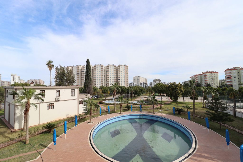 MERSİN ERDEMLİ KARGIPINARI QUEENABA 3 SİTESİ EŞYALI SATILIK 1+1 YAZLIK DAİRE