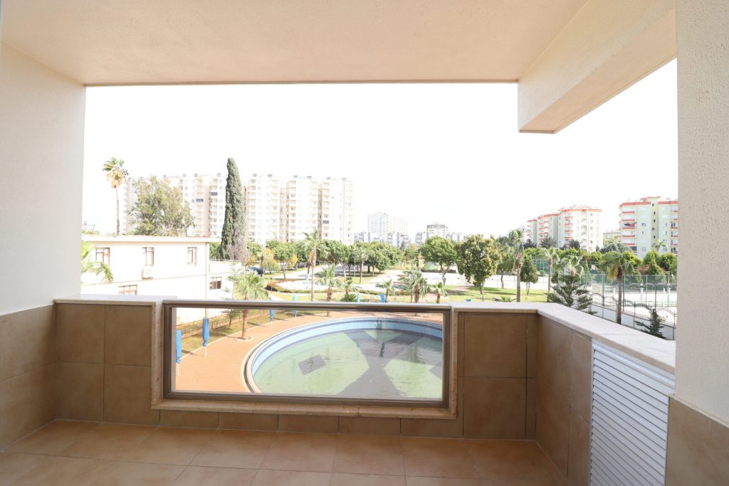 MERSİN ERDEMLİ KARGIPINARI QUEENABA 3 SİTESİ EŞYALI SATILIK 1+1 YAZLIK DAİRE