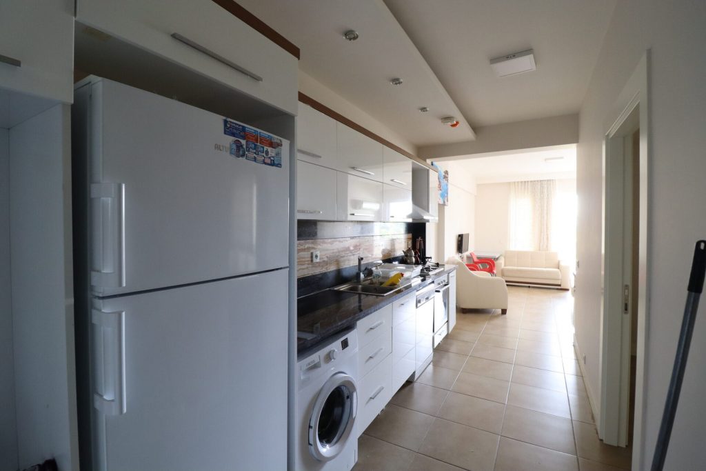 MERSİN ERDEMLİ KARGIPINARI QUEENABA 3 SİTESİ EŞYALI SATILIK 1+1 YAZLIK DAİRE