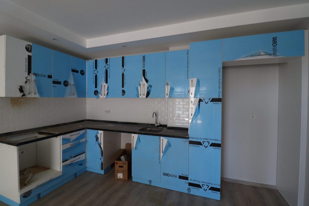 MERSİN ERDEMLİ LİSESİ ÇEVRESİNDE 2+1 SIFIR KİRALIK DAİRE