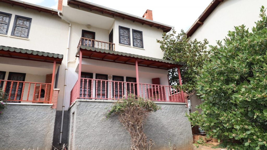 Mersin Ayaş Ankaralı Onlar Sitesi Satılık Villa