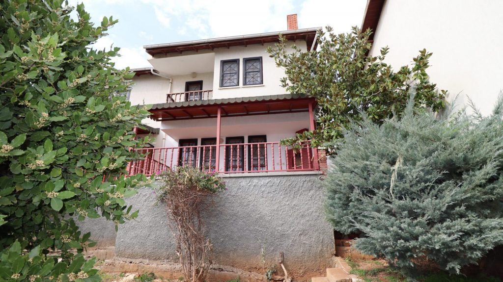 Mersin Ayaş Ankaralı Onlar Sitesi Satılık Villa