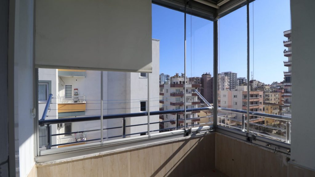 Erdemli Merkez  Mahallesi Satılık 3+1 Daire
