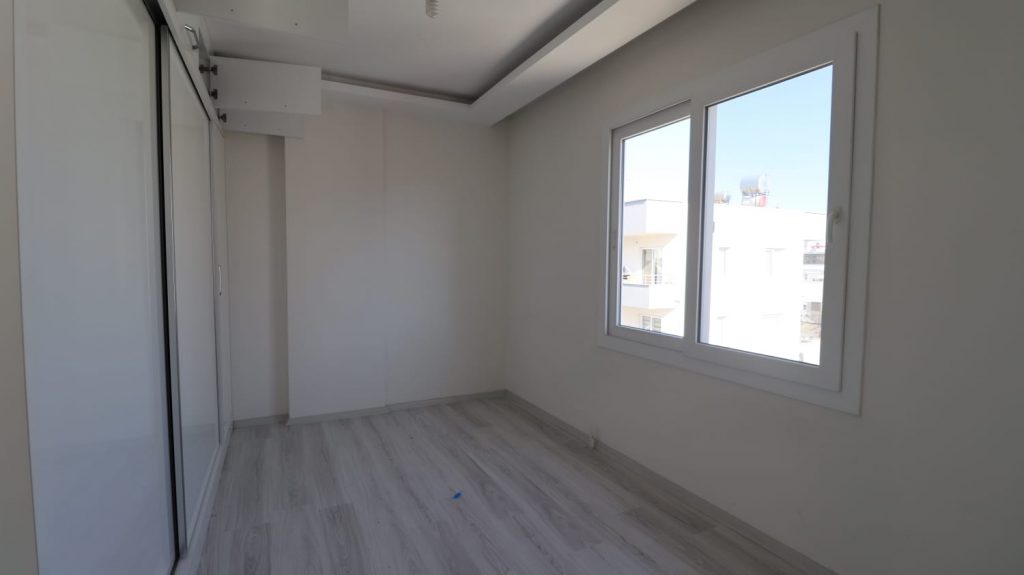 Erdemli Merkez  Mahallesi Satılık 3+1 Daire