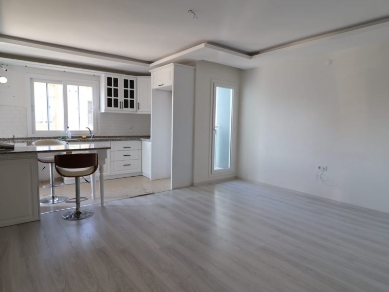 Erdemli Merkez Mahallesi Satılık 3+1 Daire