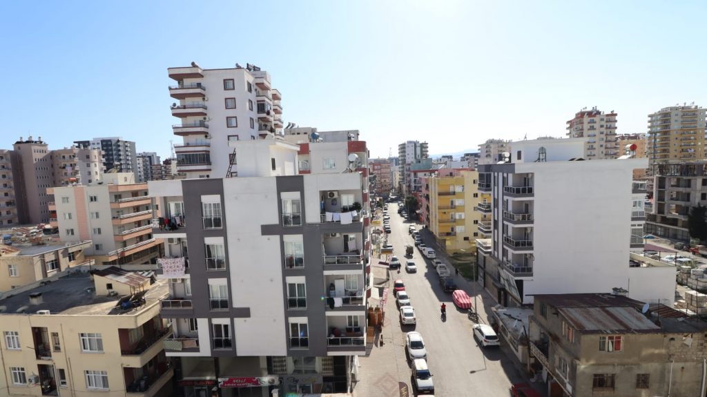 Erdemli Merkez  Mahallesi Satılık 3+1 Daire