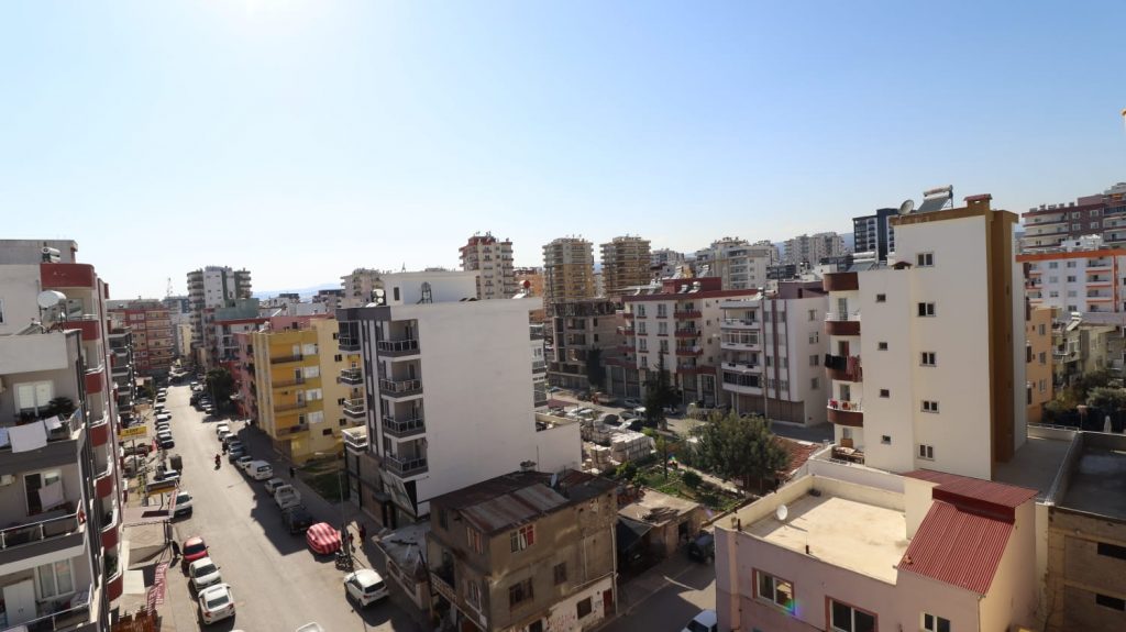 Erdemli Merkez  Mahallesi Satılık 3+1 Daire