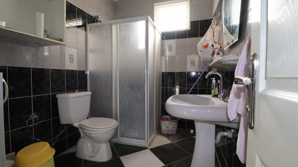 Mersin Arpaçbahşiş Gümüşdere Tatil Sitesi Deniz Manzaralı Satılık Daire
