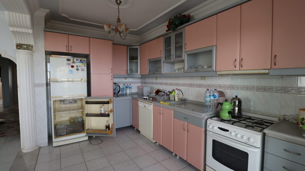 Mersin Arpaçbahşiş Gümüşdere Tatil Sitesi Deniz Manzaralı Satılık Daire