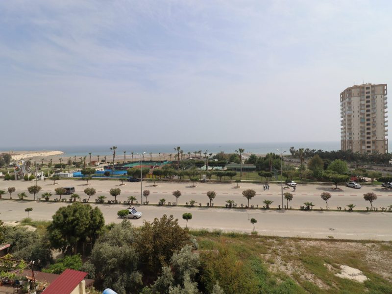 Mersin Erdemli Alata Sahilde Deniz Manzaralı Satılık Cepheleri Açık 2+1 Sıfır Daire