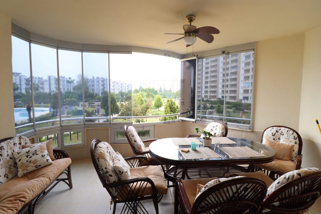 Mersin Erdemli Kargıpınarı Queenaba Sitesi Eşyalı Satılık 2+1 Cam Balkonlu Daire