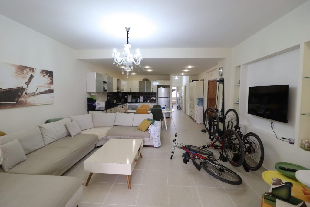 Mersin Erdemli Kargıpınarı Queenaba Sitesi Eşyalı Satılık 2+1 Cam Balkonlu Daire