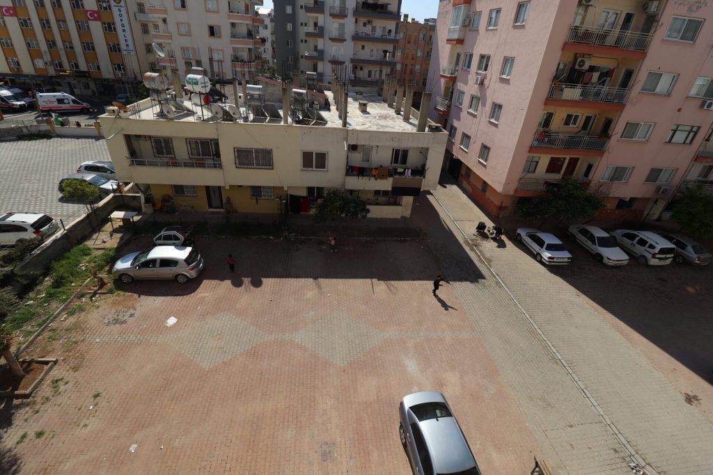 Erdemli Merkez Acil Satılık Kelepir Fiyata 2+1 Daire