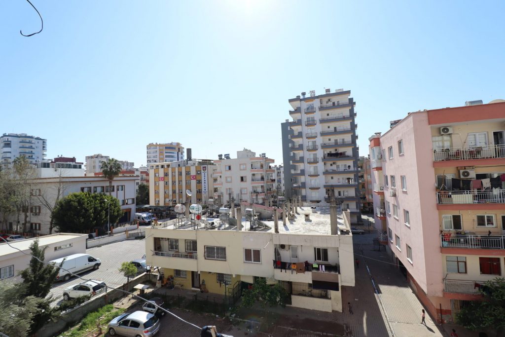 Erdemli Merkez Acil Satılık Kelepir Fiyata 2+1 Daire