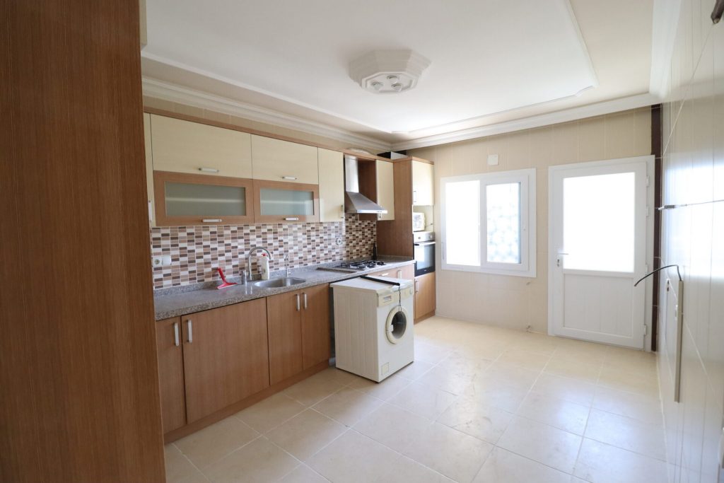 Mersin Erdemli Alata Ultra Lüks Satılık Cepheleri Açık 4+1 Daire