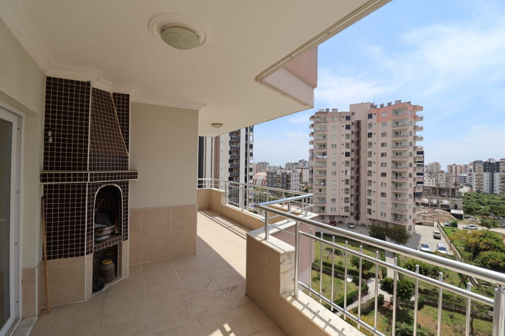 Mersin Erdemli Alata Ultra Lüks Satılık Cepheleri Açık 4+1 Daire