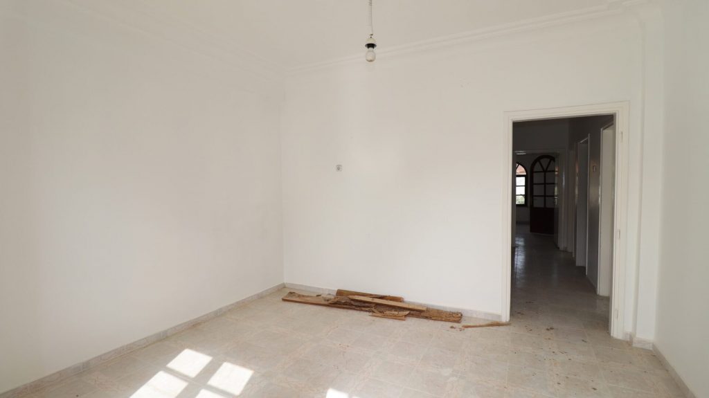 Mersin Erdemli Kargıpınarı Denize Sıfır Sörf Sitesi Satılık 4+1 Villa