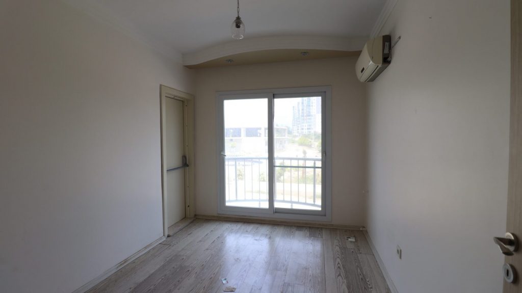 Mersin Erdemli Tömük Assa Sahil Sitesi Satılık Daire