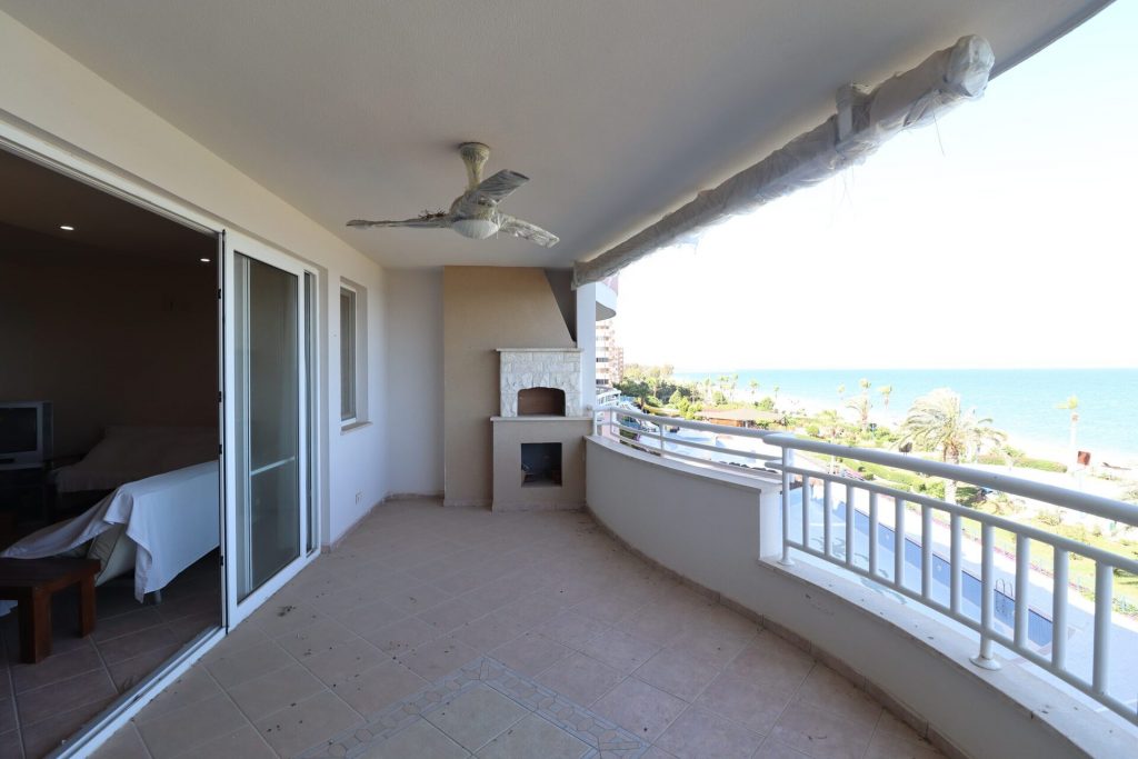 Mersin Erdemli Limonlu Liparis 4 Sitesi Denize Sıfır Satılık Daire