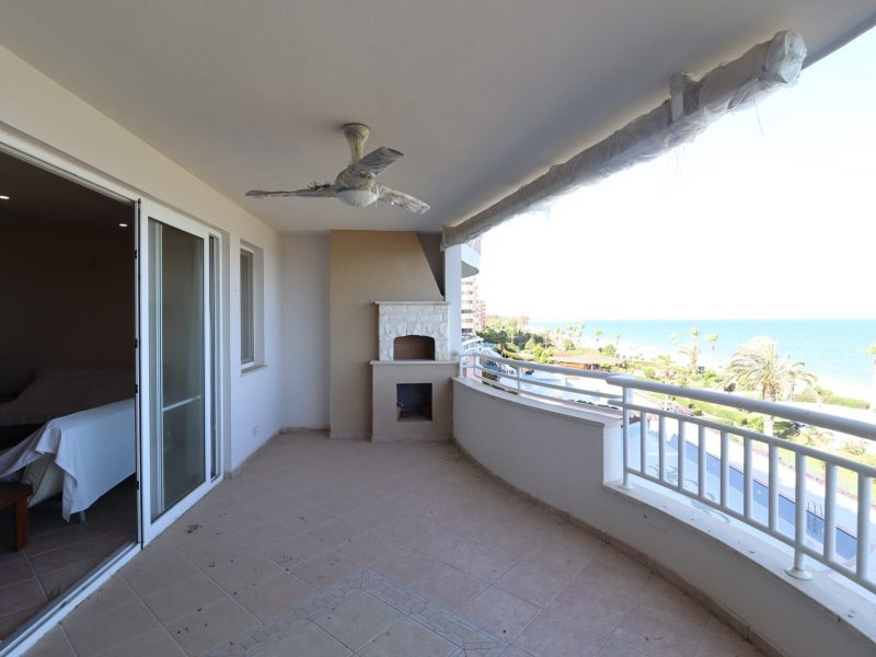 Mersin Erdemli Limonlu Liparis 4 Sitesi Denize Sıfır Satılık Daire