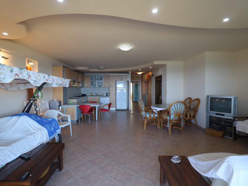 Mersin Erdemli Limonlu Liparis 4 Sitesi Denize Sıfır Satılık Daire