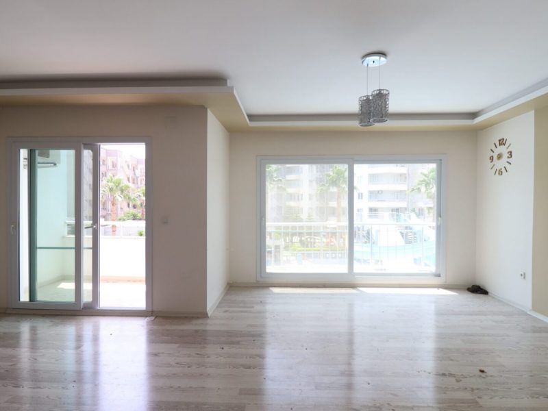 Mersin Erdemli Tömük Assa Sahil Sitesi Satılık Daire