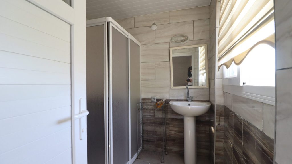 Kumkuyu Deniz Manzaralı Satılık Bağımsız 4+1 Villa