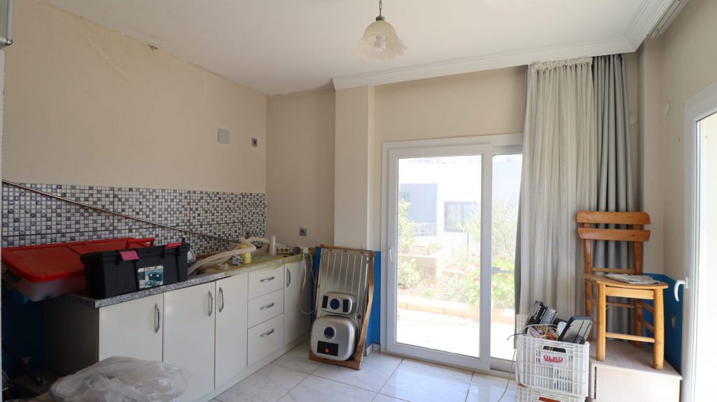 Kumkuyu Deniz Manzaralı Satılık Bağımsız 4+1 Villa