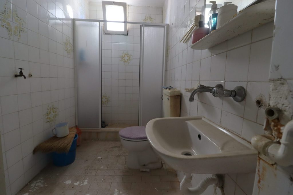 Mersin Erdemli Merkez Erdemkent Sitesinde Eşyalı Satılık 2+1 Daire