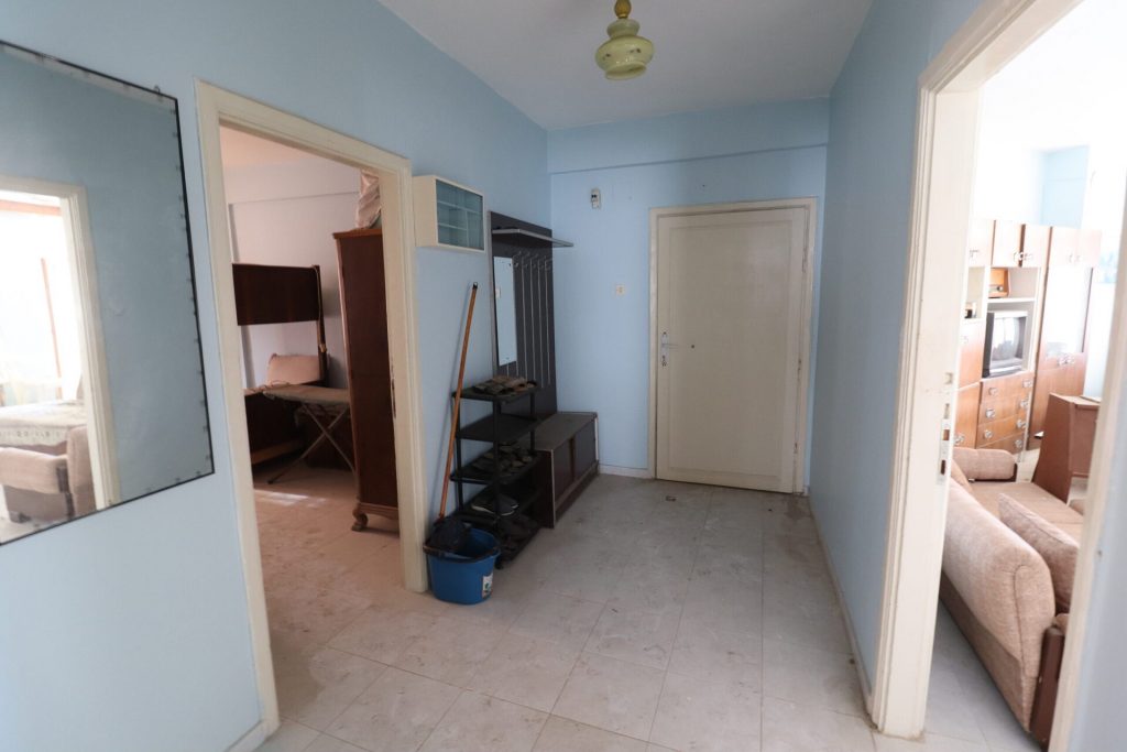 Mersin Erdemli Merkez Erdemkent Sitesinde Eşyalı Satılık 2+1 Daire