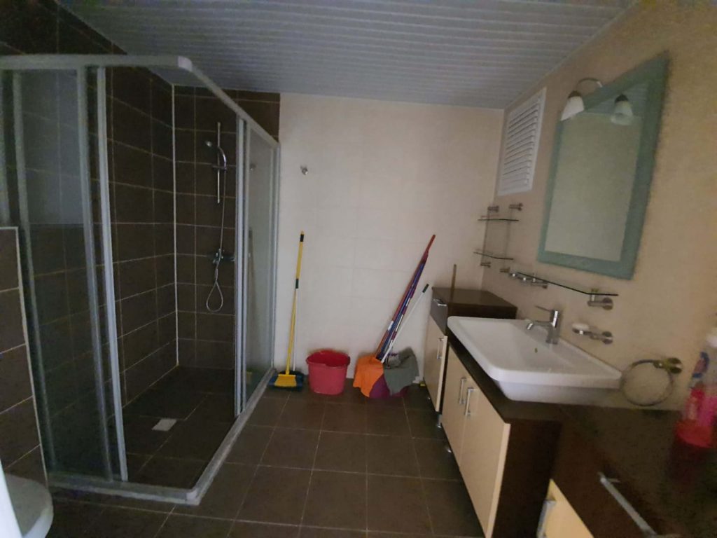 ERDEMLİ KARGIPINARI QUEENABA SİTESİ EŞYALI 3+1 KİRALIK YAZLIK DAİRE