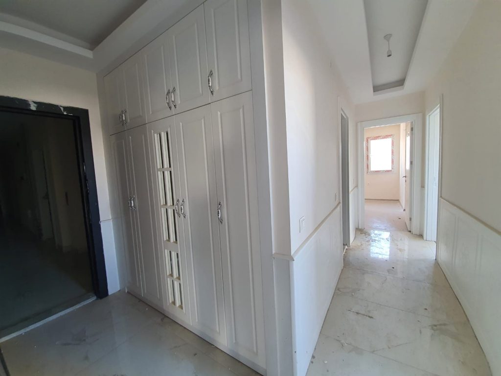 Mersin Erdemli Arpaçbahşiş My Royal Sitesi Teraslı 3+1 Satılık Daire