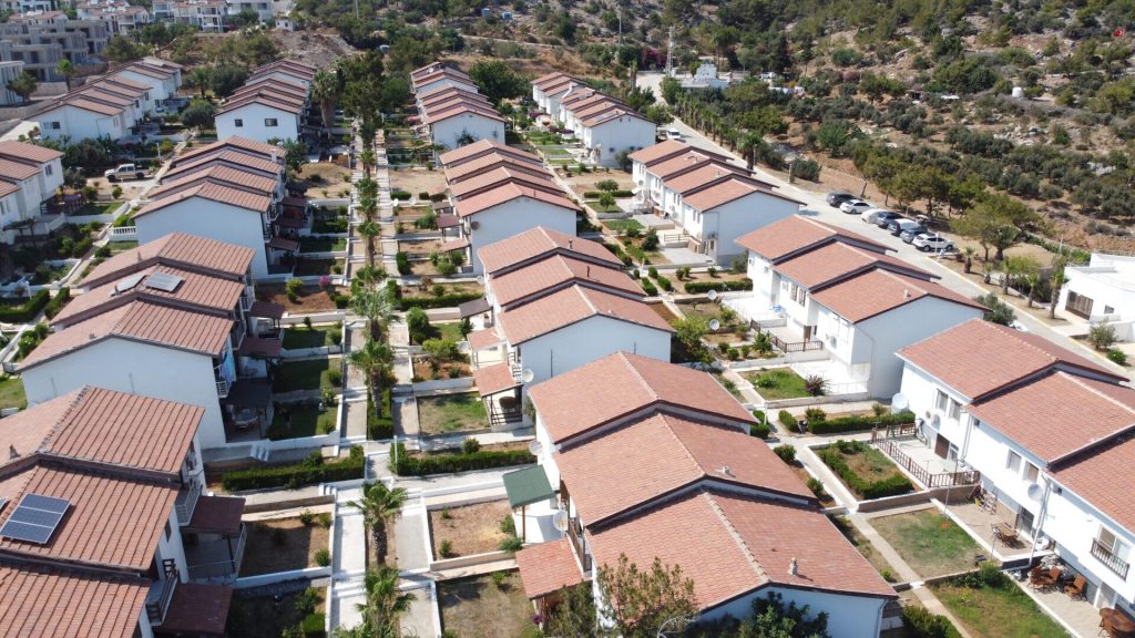Mersin Tisan Satılık Denize Sıfır 3+1 Villa