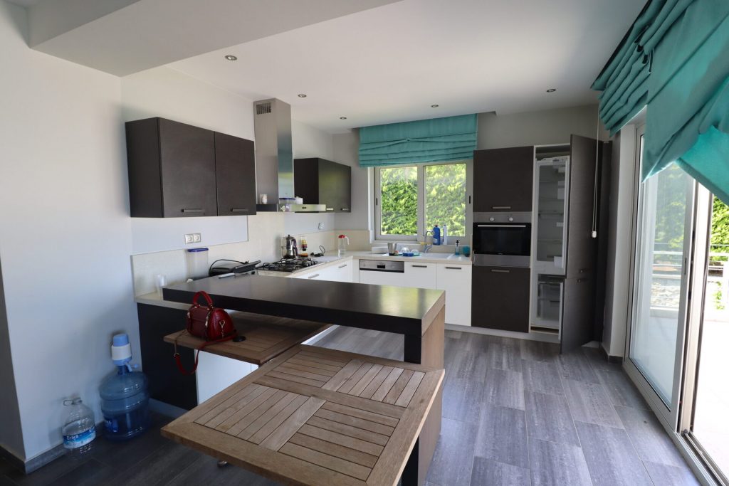 Mersin Narlıkuyu Osiris Village Satılık 2+1 Yazlık Daire