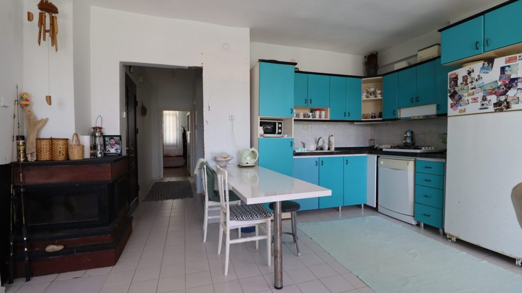Erdemli Arpaçbahşiş Güneş 3 Sitesi Denize Sıfır Satılık Daire