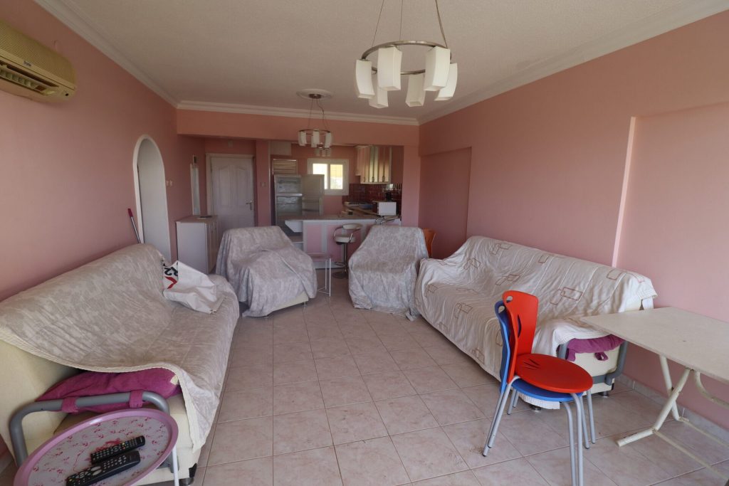 Mersin Erdemli Tömük Altın Sahil Sitesi Satılık 2+1 Yazlık