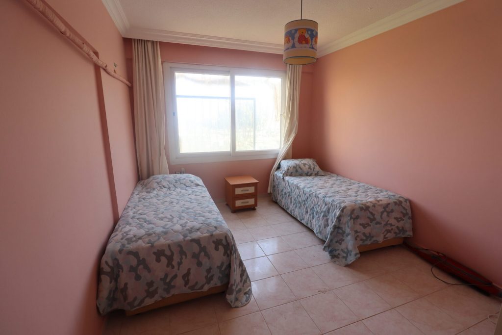 Mersin Erdemli Tömük Altın Sahil Sitesi Satılık 2+1 Yazlık