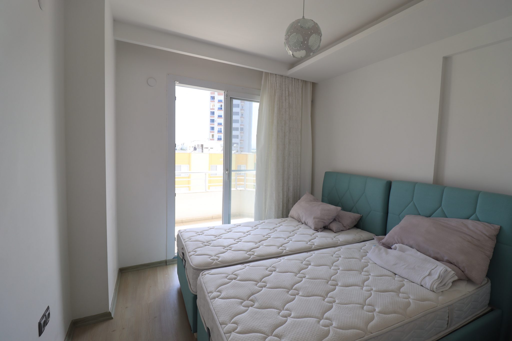 Mersin Çeşmeli Nira Holiday 2+1 Eşyalı Kiralık Yazlık Daire