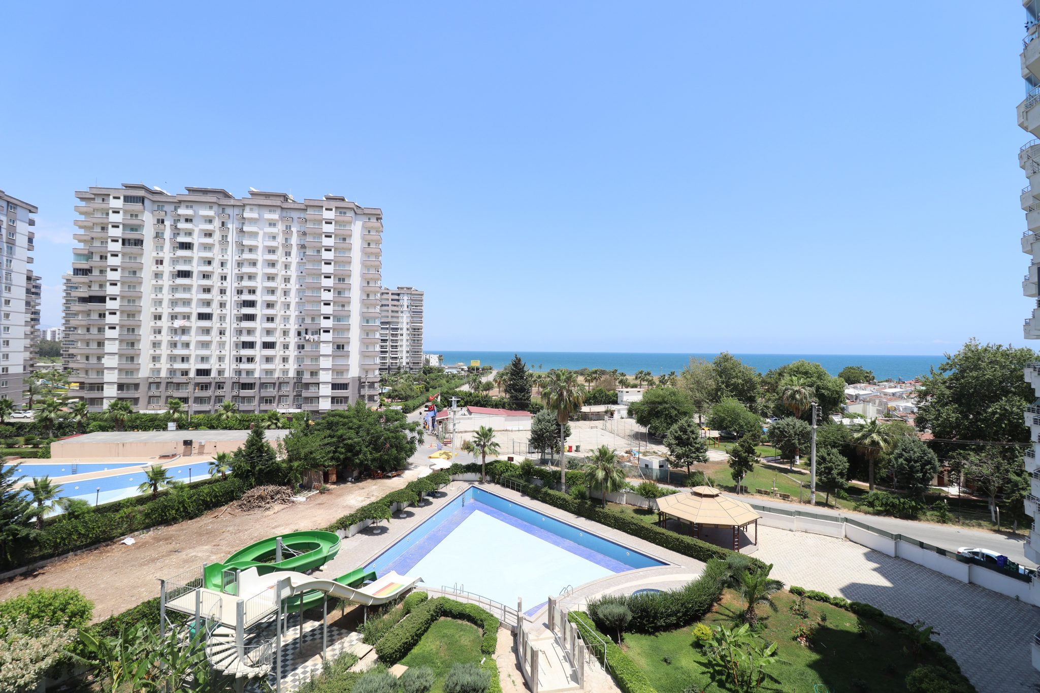 Mersin Çeşmeli Nira Holiday 2+1 Eşyalı Kiralık Yazlık Daire