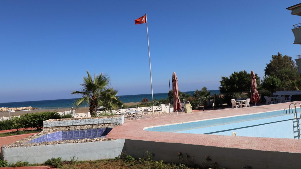 Mersin Erdemli Kocahasanlı Gür Tur Sitesi Eşyalı Satılık 2+1 Daire