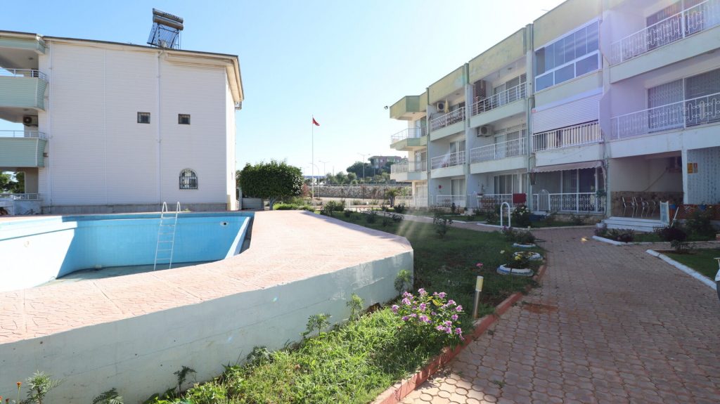 Mersin Erdemli Kocahasanlı Gür Tur Sitesi Eşyalı Satılık 2+1 Daire