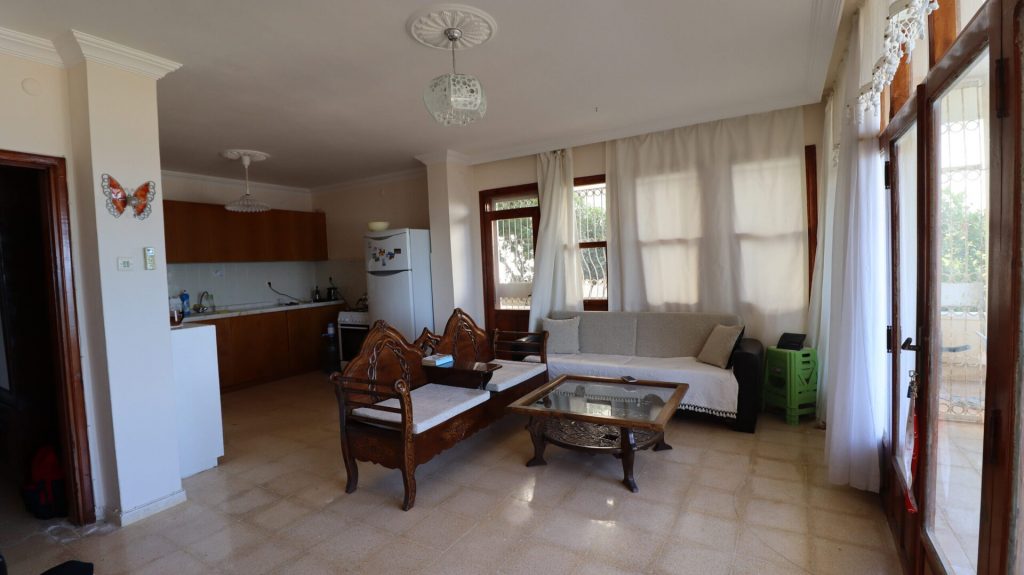 Kumkuyu Denize Sıfır Satılık 2+1 Deniz Manzaralı Müstakil Tarzda Daire