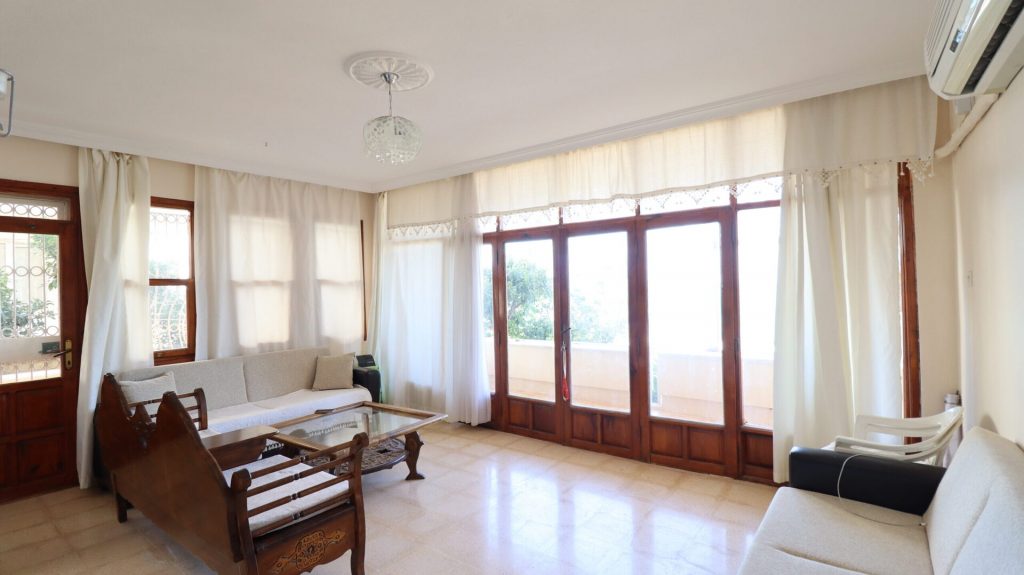 Kumkuyu Denize Sıfır Satılık 2+1 Deniz Manzaralı Müstakil Tarzda Daire